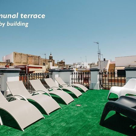 Hostly Acetres 1A Loft In City Center, Comunal Terrace, Fibre,Parking Optional Sevilla Bagian luar foto