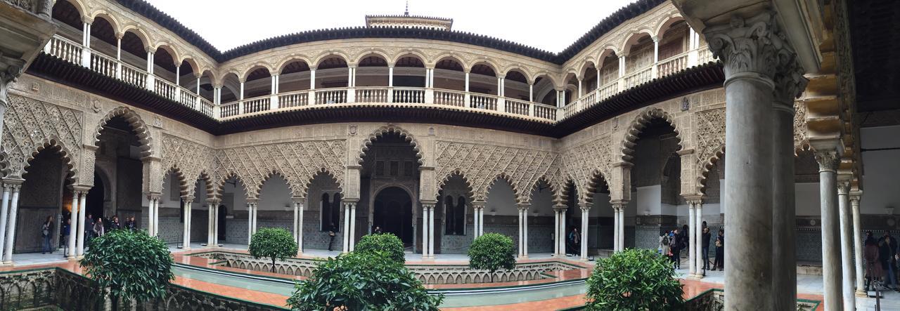 Hostly Acetres 1A Loft In City Center, Comunal Terrace, Fibre,Parking Optional Sevilla Bagian luar foto